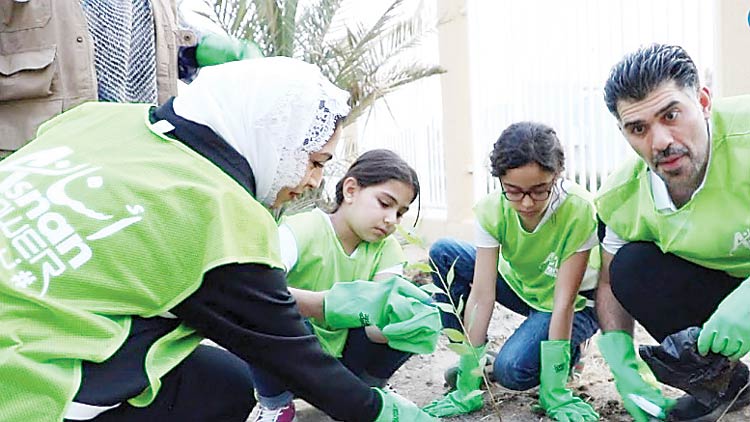 ഗ്രീ​ൻ ഹാ​ൻ​ഡ്‌​സ് ടീം ​ഒ​ന്ന​ര മ​ണി​ക്കൂ​റി​ൽ 1000 തൈ ​ന​ട്ടു