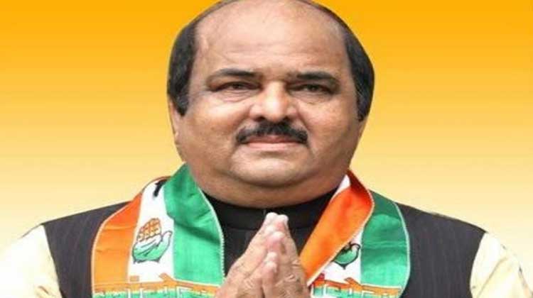 ഗുജറാത്തിൽ കോൺഗ്രസ്​ നേതാവ്​ കോവിഡ്​ ബാധിച്ച്​ മരിച്ചു