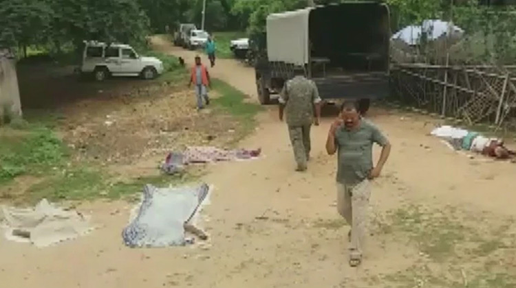 മന്ത്രവാദം നടത്തിയെന്നാരോപിച്ച് നാല് പേരെ തല്ലിക്കൊന്നു