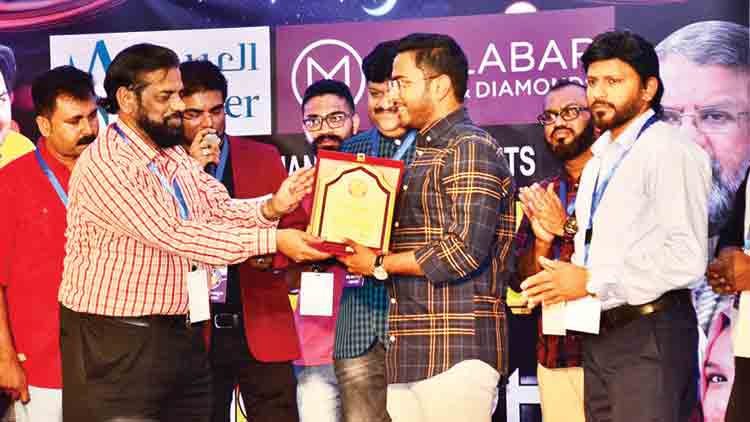 അറേബ്യൻ ഒയാസിസ് സംഗീതനിശ സംഘടിപ്പിച്ചു