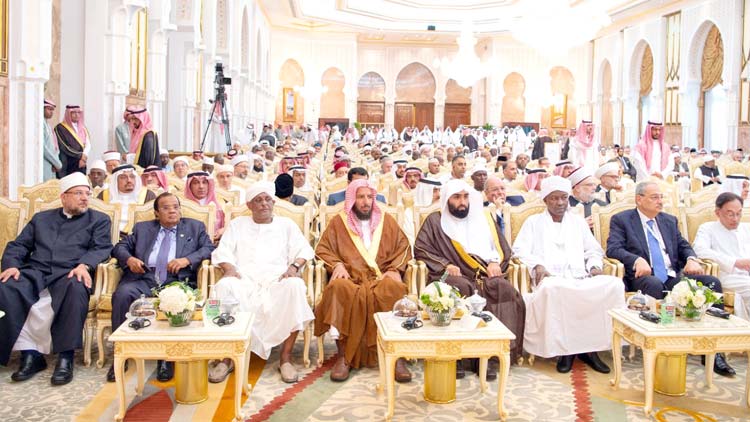 വി​ശി​ഷ്​​ടാ​തി​ഥി​ക​ൾ​ക്ക്​  സ​ൽ​മാ​ൻ രാ​ജാ​വിൻെറ സ്വീ​ക​ര​ണം