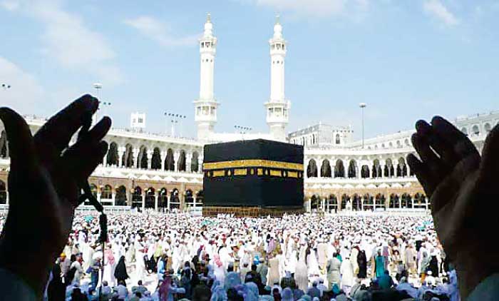 ഹജ്ജ്​ യാത്രനിരക്ക്​: കരിപ്പൂർ: 2,45,500, നെടുമ്പാശ്ശേരി 2,46,500