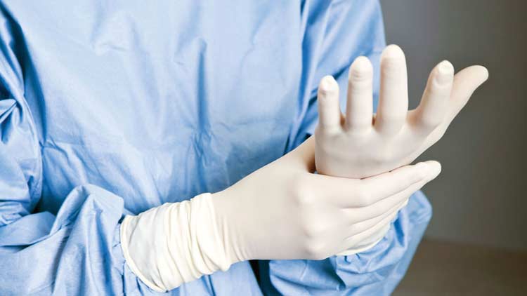 കൈയുറകൾ കൃത്യമായി ധരിക്കാം, ഉപേക്ഷിക്കാം