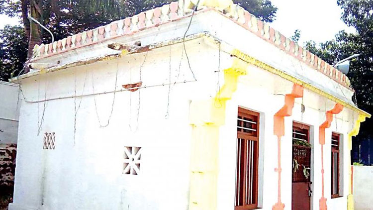 റോഡ് വികസനം: ടിപ്പു നിർമിച്ചതെന്ന് കരുതുന്ന ഹനുമാൻ ക്ഷേത്രം മാറ്റുന്നു
