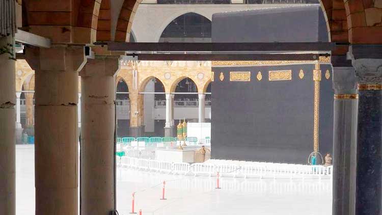 ഹറം മത്വാഫ്​ അണുമുക്തമാക്കുന്ന ജോലികൾ പൂർത്തിയായി