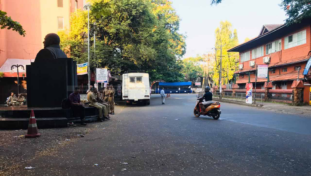 ജനകീയ താക്കീതായി ഹർത്താൽ: 367 പേർ കരുതൽ തടങ്കലിൽ