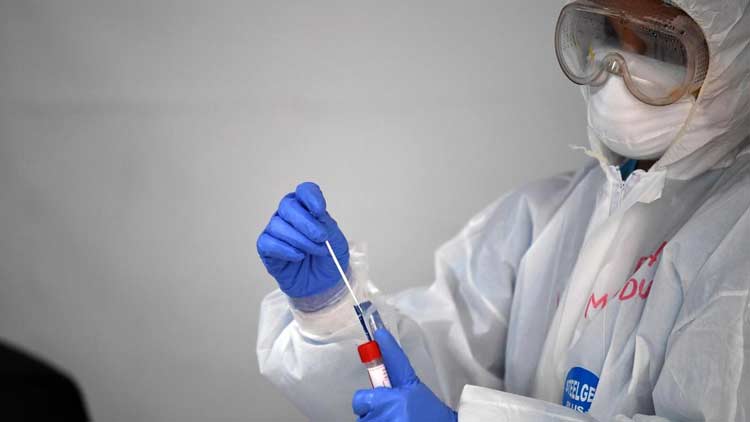 കോവിഡ്​ പ്രതിരോധം: ആരോഗ്യ പ്രവർത്തകർക്ക് ദുബൈ​ ഗോൾഡൻ വിസ 