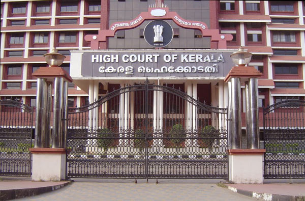 ബ്ലോക്‌ പഞ്ചായത്ത് വാര്‍ഡ് വിഭജനവും നിര്‍ത്തിവെക്കണം -ഹൈകോടതി