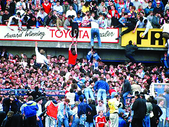 കൂട്ടക്കുരുതിക്ക് കാരണം ആരാധകരല്ല, സുരക്ഷാ പാളിച്ച