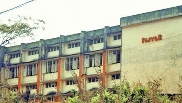 കളമശേരി എച്ച്.എം.ടിയില്‍ വിവിധ തസ്തികകളില്‍ 36 ഒഴിവുകള്‍