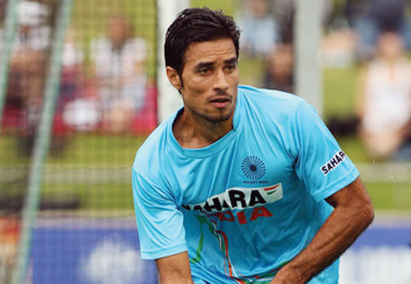 പ്രശ്നക്കാരന്‍ ഗുര്‍ബജിന് ഒമ്പതുമാസം വിലക്ക്