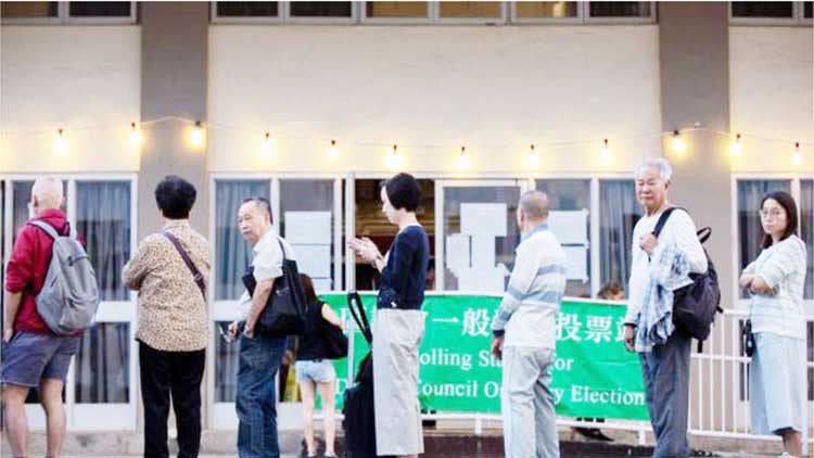 hong-kong-voters-241119.jpg