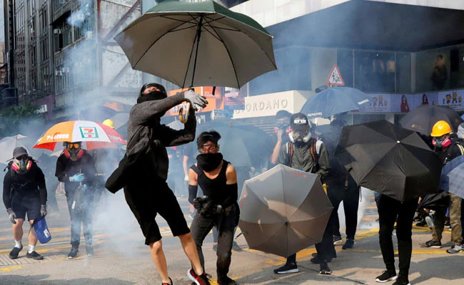 സന്നദ്ധ സേവനം: ചൈനീസ്​ സൈന്യം ഹോ​ങ്കോങ്ങിൽ