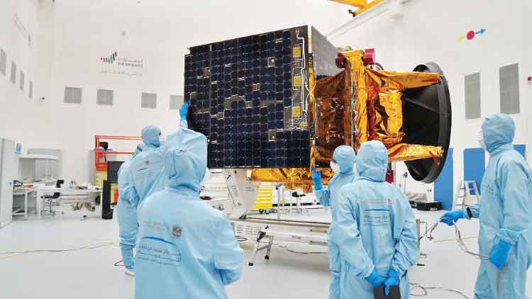 അണിയറ ശിൽപികൾക്ക്​ ആശംസകളുമായി ഭരണാധികാരികൾ