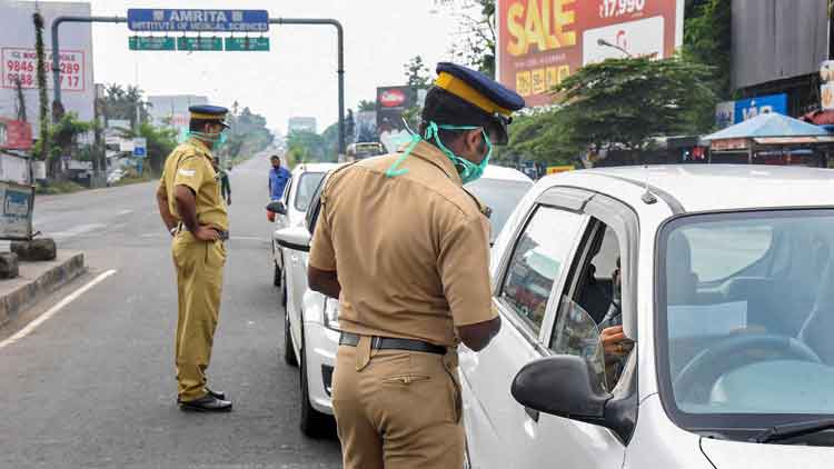 സംസ്​ഥാനത്ത്​ ഇനി 10 ജില്ലകളിലായി 33 ഹോട്ട്​സ്​പോട്ടുകൾ മാത്രം