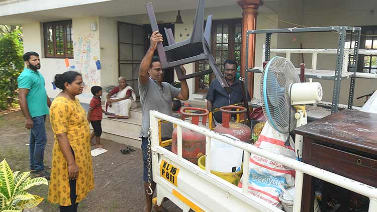 house-near-maradu-flat