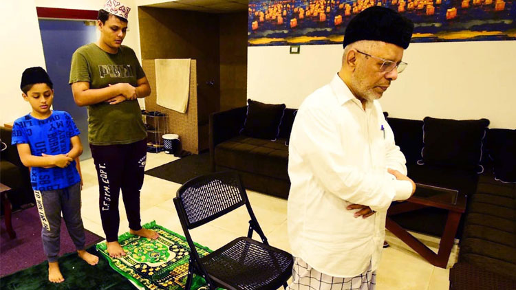 വീടുകൾ ആരാധനാലയങ്ങളായി മാറട്ടെ- ഹൈദരലി തങ്ങൾ