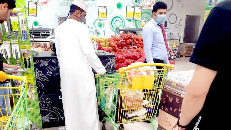 വിജനമായി നാടും നഗരവും