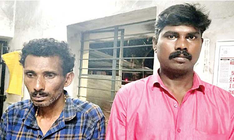 ചാരായം വിൽപന; രണ്ടുപേർ പിടിയിൽ