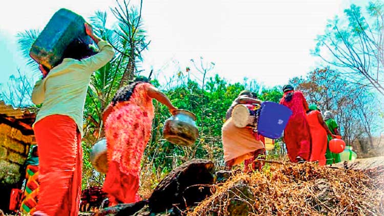 കുടിക്കാൻ വെള്ളമില്ല; നന്നാക്കാൻ കരാറുകാരും