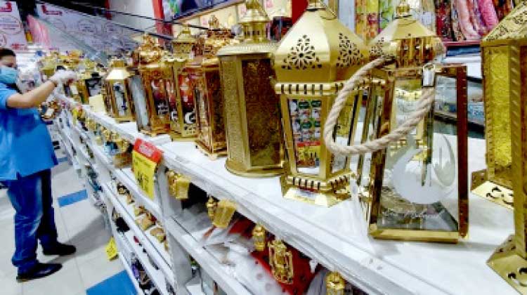 ഇ​ഫ്താ​ർ കൂ​ടി​ച്ചേ​ര​ലു​ക​ളി​ലും പ​ത്തി​ല​ധി​കം പേ​ർ വേ​ണ്ട