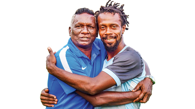 ക്യാ​പ്​​റ്റ​ൻ മാ​ർ​ക​സ്​ ജോ​സ​ഫി​നെ നെ​ഞ്ചോ​ട്​ ചേ​ർ​ത്ത്​ പ്ര​ശം​സി​ച്ച് ​െഎ.​എം. വി​ജ​യൻ