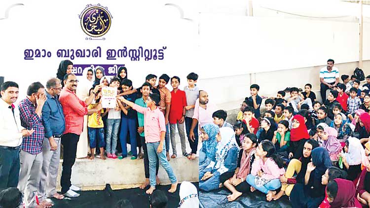 ‘ച​ങ്ങാ​തി​ക്കൊ​രു വീ​ട്’ പ​ദ്ധ​തി​യു​മാ​യി   ഇ​മാം ബു​ഖാ​രി മ​ദ്​​റ​സ വി​ദ്യാ​ർ​ഥി​ക​ൾ