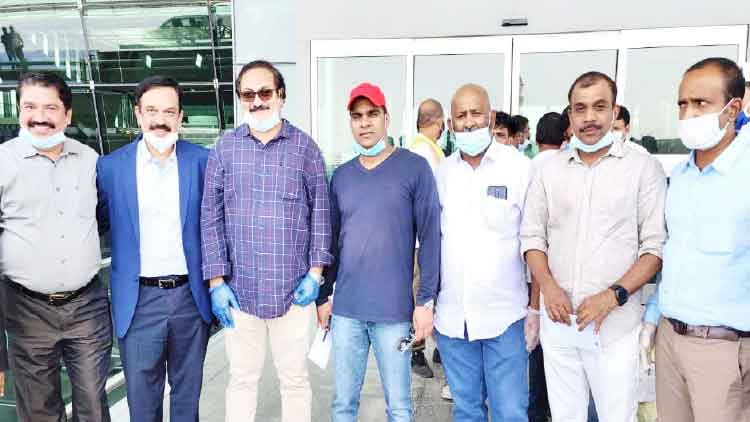 സൗജന്യ ചാർട്ടേഡ് വിമാനം പറത്തി ഇൻകാസ്