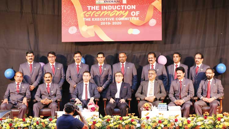 വ​ർ​ണാ​ഭ​മാ​യ ച​ട​ങ്ങി​ൽ ഇ​ന്ത്യ​ൻ  ക്ല​ബ് ഭാ​ര​വാ​ഹി​ക​ൾ ചു​മ​ത​ല​യേ​റ്റു