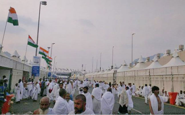 ഇ​ന്ത്യ​ൻ ഹാ​ജി​മാ​രു​ടെ മ​ട​ക്ക​യാ​​ത്ര തു​ട​ങ്ങി