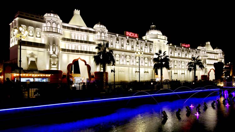 ആ​ഗോ​ള ​ഗ്രാ​മ​ത്തി​ൽ  ആ​കാ​ര ഗാം​ഭീ​ര്യ​ത്തോ​ടെ ഇ​ന്ത്യ