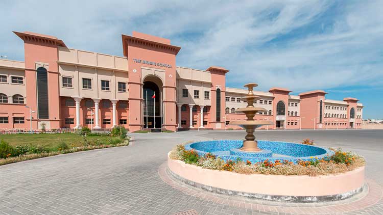 ഇ​ന്ത്യ​ൻ സ്​​കൂ​ൾ 70ാം വാ​ർ​ഷി​ക  ലോ​ഗോ ഡി​സൈ​ൻ മ​ത്സ​രം