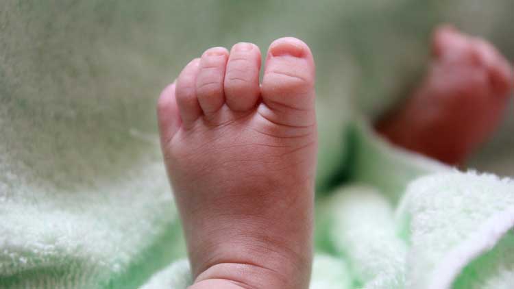 അങ്കമാലിയിൽ പിതാവിൻെറ ആക്രമണത്തിൽ പരിക്കേറ്റ കുഞ്ഞിനെ നാളെ ഡിസ്​ചാർജ്​ ചെയ്യും