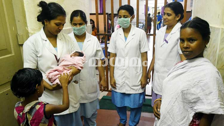 അന്തർ സംസ്ഥാന യുവതിക്ക് ആരോരുമറിയാതെ പ്രസവം; ആരോഗ്യവതിയാക്കി അയച്ച് അധികൃതർ
