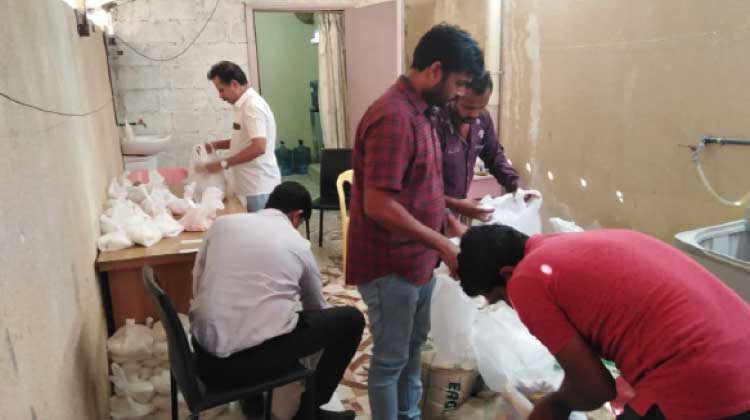 ഭ​ക്ഷ്യ കി​റ്റു​ക​ൾ വി​ത​ര​ണം ചെ​യ്​​തു