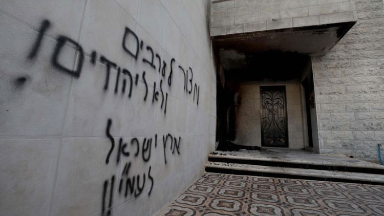 റാമല്ലയിൽ ഇസ്രായേൽ കുടിയേറ്റക്കാർ പള്ളി ആക്രമിച്ചു