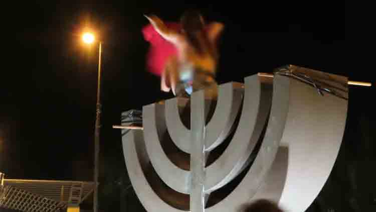 ഇസ്രായേലിൽ പ്രധാനമ​ന്ത്രിക്കെതിരെ നഗ്​ന പ്രതിഷേധം