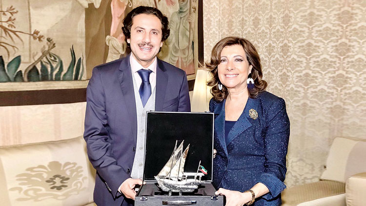 ജീ​വ​കാ​രു​ണ്യ പ്ര​വ​ർ​ത്ത​നം: അ​മീ​റി​ന്​ ഇ​റ്റാ​ലി​യ​ൻ  സെ​ന​റ്റി​െൻറ അ​ഭി​ന​ന്ദ​നം