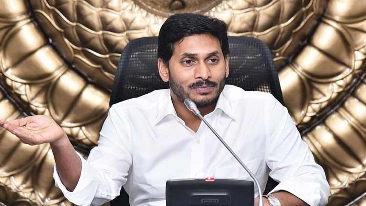 അന്തർസംസ്​ഥാന തൊഴിലാളികൾക്ക്​ സൗജന്യ യാത്രയും ഭക്ഷണവുമൊരുക്കി ആ​ന്ധ്രപ്രദേശ്​