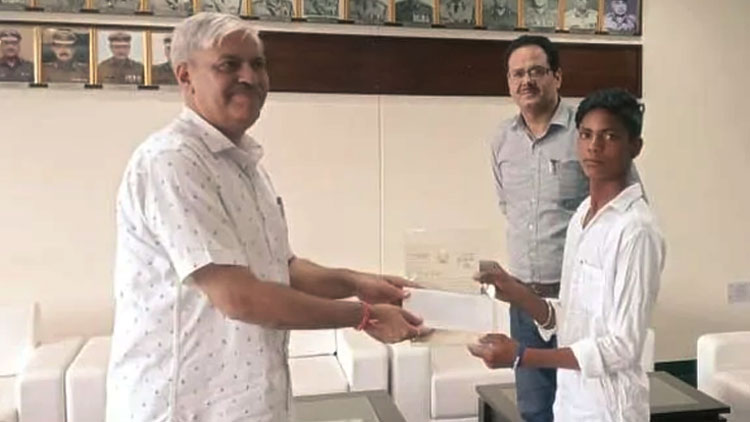 jaipur-teen-get-momento