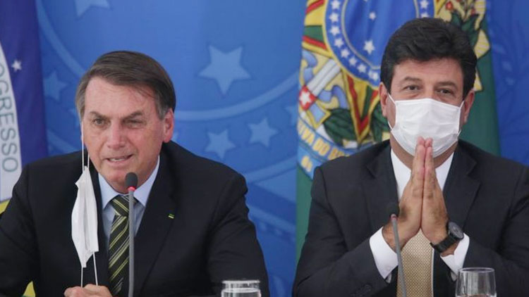 ജനങ്ങളോട്​ സാമൂഹിക അകലം പാലിക്കാൻ ആവശ്യപ്പെട്ട ആരോഗ്യമന്ത്രിയെ പുറത്താക്കി ബൊൽസൊനാരോ