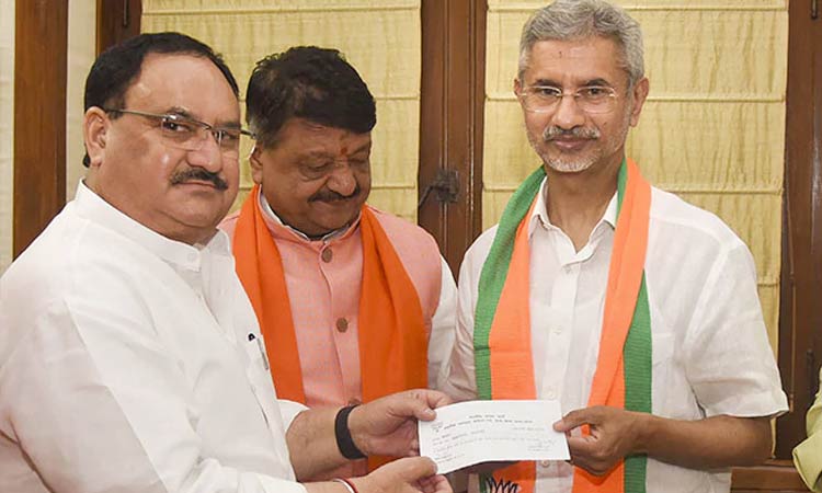 jaishankar-joins-bjp