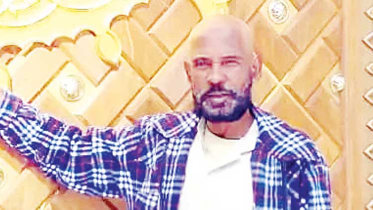 ത​ണു​പ്പ​ക​റ്റാ​ൻ അ​ടു​പ്പു​പൂ​ട്ടി; പു​ക ശ്വ​സി​ച്ച്​ ഇ​ന്ത്യ​ക്കാ​ര​ൻ മ​രി​ച്ചു