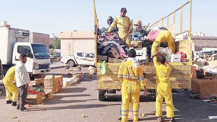 ജ​ലീ​ബി​ൽ റെ​യ്​​ഡ്​:  എ​ട്ട്​ സ്ഥാ​പ​ന​ങ്ങ​ൾ​ക്ക്​ പി​ഴ