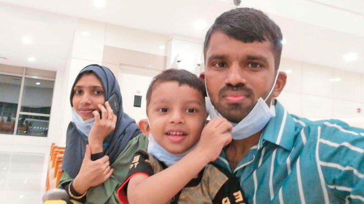 അൽ നഹ്​ദ തീപിടിത്തം : താമസക്കാര്‍ രക്ഷപ്പെട്ടത് തലനാരിഴക്ക്