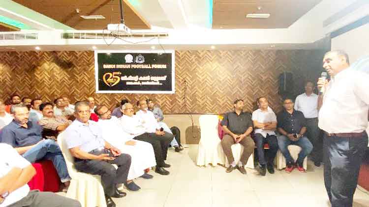 ഒാ​ർ​മ​ക​ളു​ടെ പോ​സ്​​റ്റി​ൽ ഗോ​ൾ​വ​ർ​ഷം; സി​ഫ് സി​ൽ​വ​ർ ജൂ​ബി​ലി ആ​ഘോ​ഷ​ങ്ങ​ൾ​ക്ക് തു​ട​ക്കം