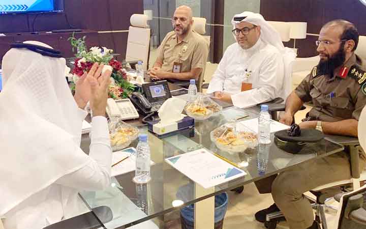 വാ​ഹ​മോ​ടി​ക്കു​ന്ന​വ​ർ ജാ​ഗ്ര​തൈ:  യാ​മ്പു വ്യ​വ​സാ​യ ന​ഗ​രി​യി​ൽ റോ​ഡ് നി​രീ​ക്ഷ​ണ കാ​മ​റ​ക​ൾ സ​ജ്ജ​മാ​യി