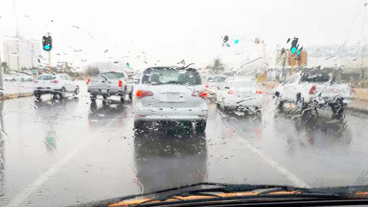 പ​ടി​ഞ്ഞാ​റ​ൻ മേ​ഖ​ല​യി​ൽ ക​ന​ത്ത മ​ഴ