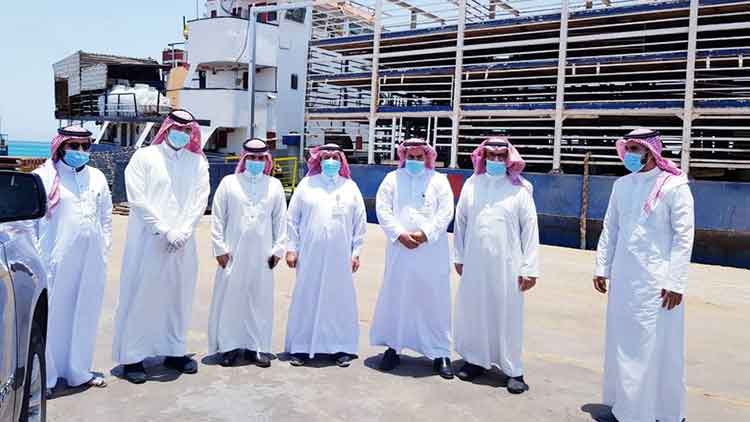 ജി​ദ്ദ തു​റ​മു​ഖ​ത്തെ ല​ബോ​റ​ട്ട​റി​യു​ടെ  പ്ര​വ​ർ​ത്ത​നം പ​രി​ശോ​ധി​ച്ചു