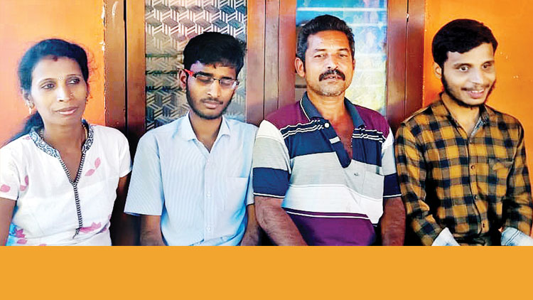 കണ്ണീർമഴയത്ത് ചിരിയുടെ കുടചൂടാൻ ജീവൻരാജ് കണ്ണീർമഴയത്ത് ചിരിയുടെ കുടചൂടാൻ ജീവൻരാജ്